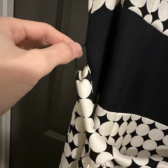 100% silk Talbots polka dot dress - Picture 4 of 9